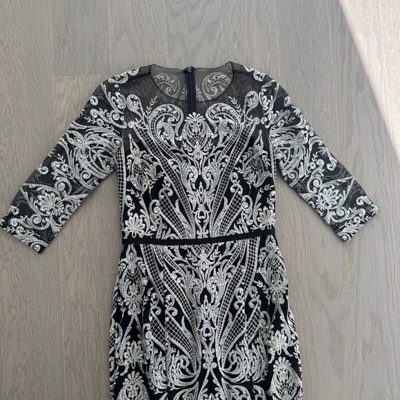 Marchesa Notte Moises Embroidered Gown Maxi Dress Gold Back Lace - Size 4 - Picture 4 of 12